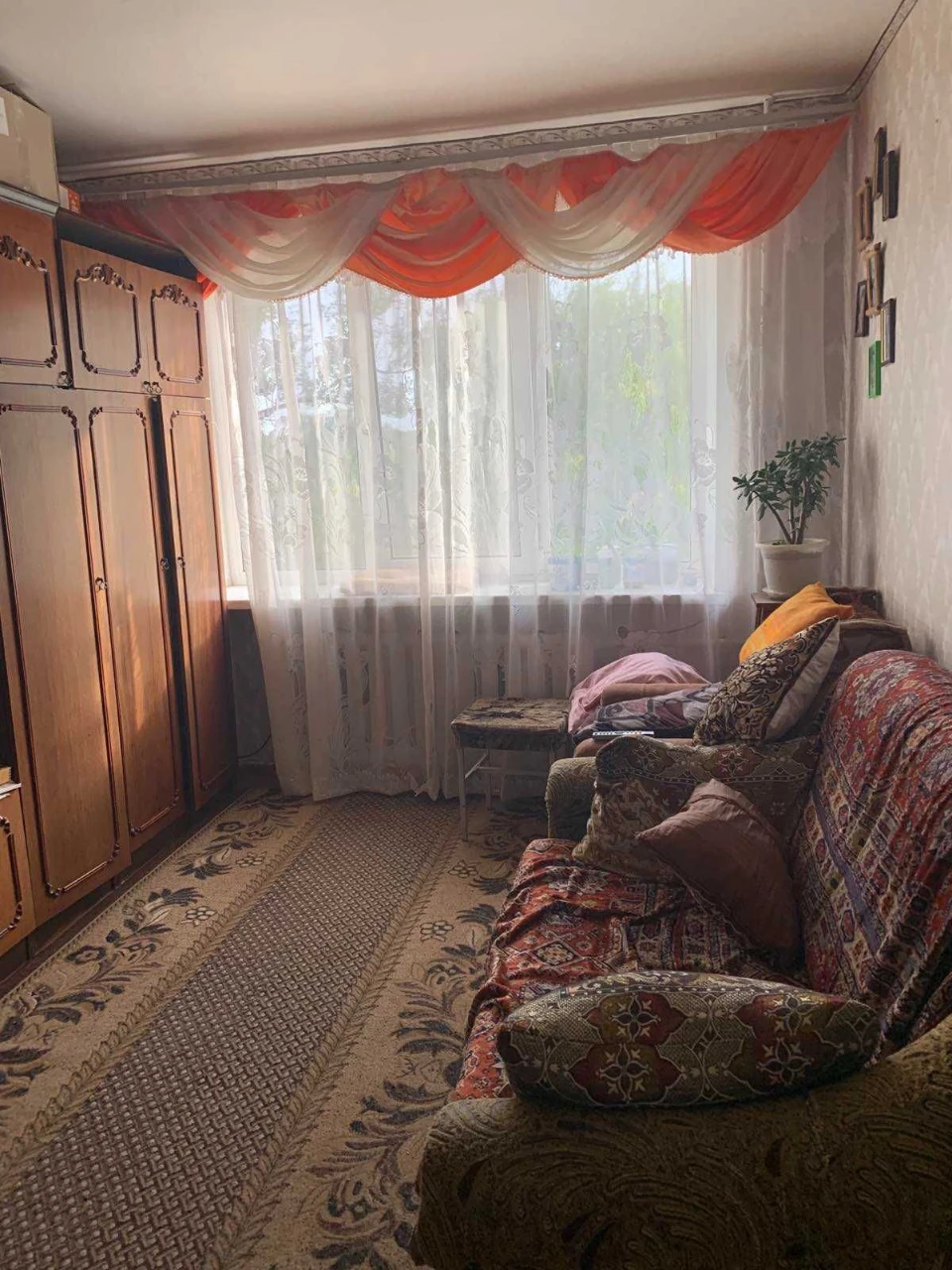 Продаю двокімнатну квартиру на 3му поверсі (Військове містеч