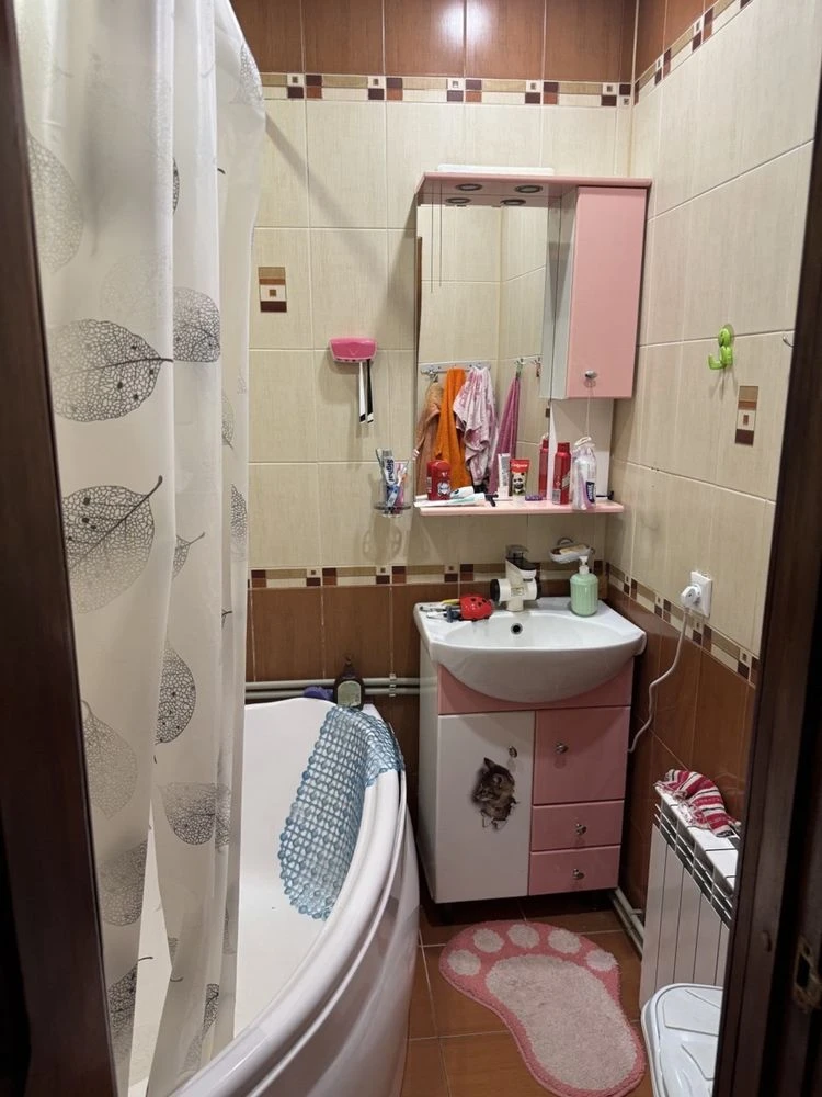 Продам 3-х кімнатну квартиру