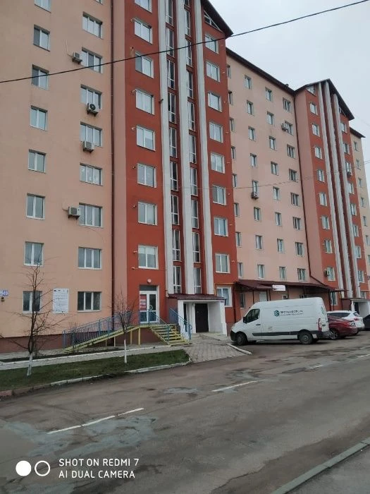 Продам квартиру в м.Коростень