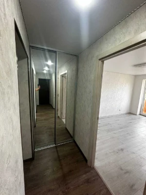 Продам 3-х кімнатну квартиру з ремонтом (район Водоканалу)