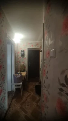 Продається 1-но кімнатна квартира .Можливо під бізнес .Черем