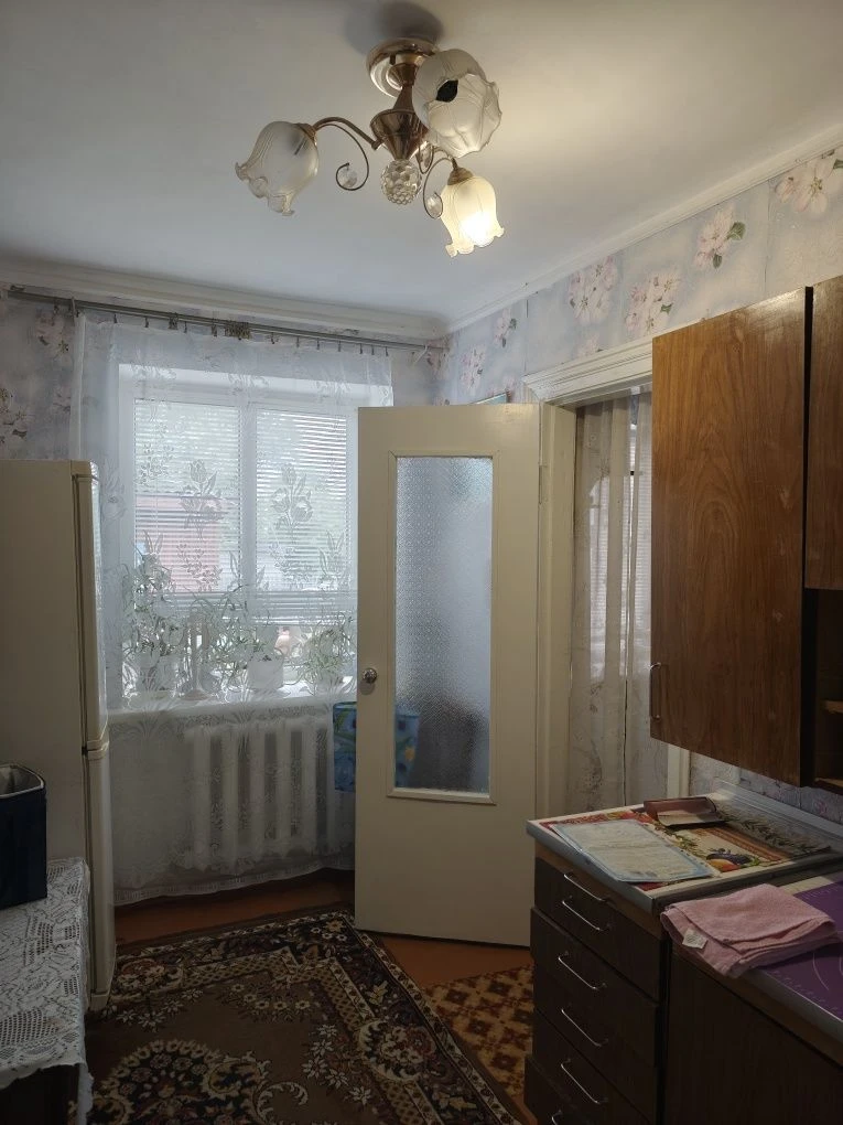 Продам 3-хкімнатну квартиру+ гараж Щебзавод
