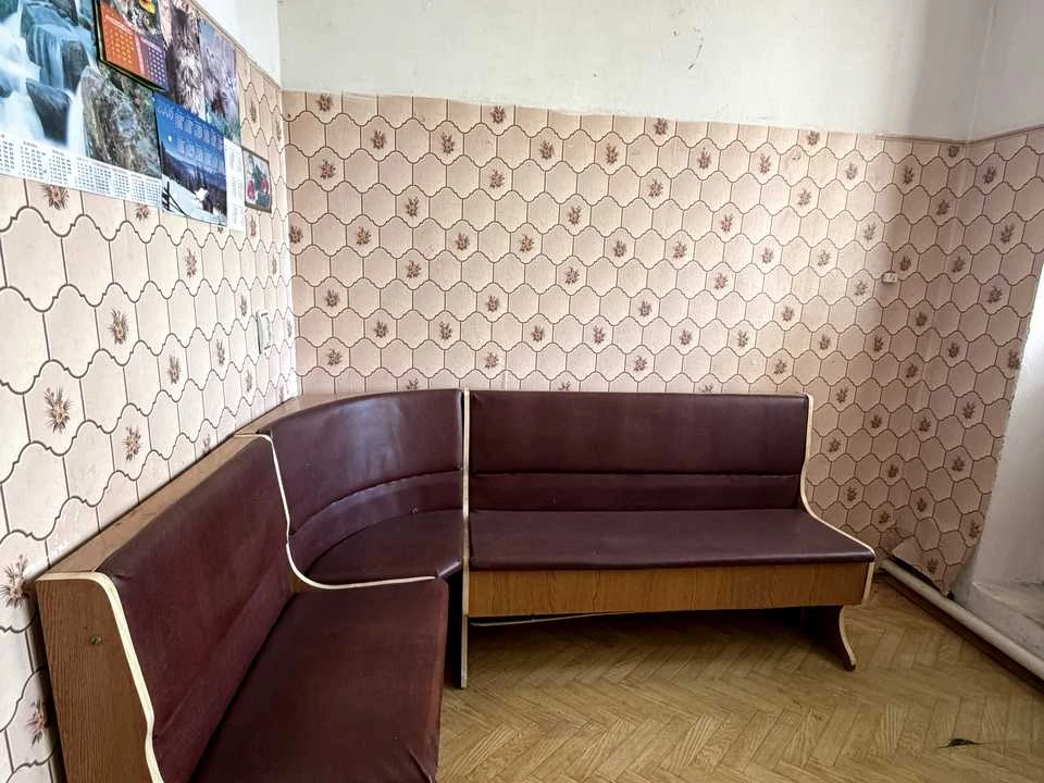 Квартира. Коростишів, Довженка