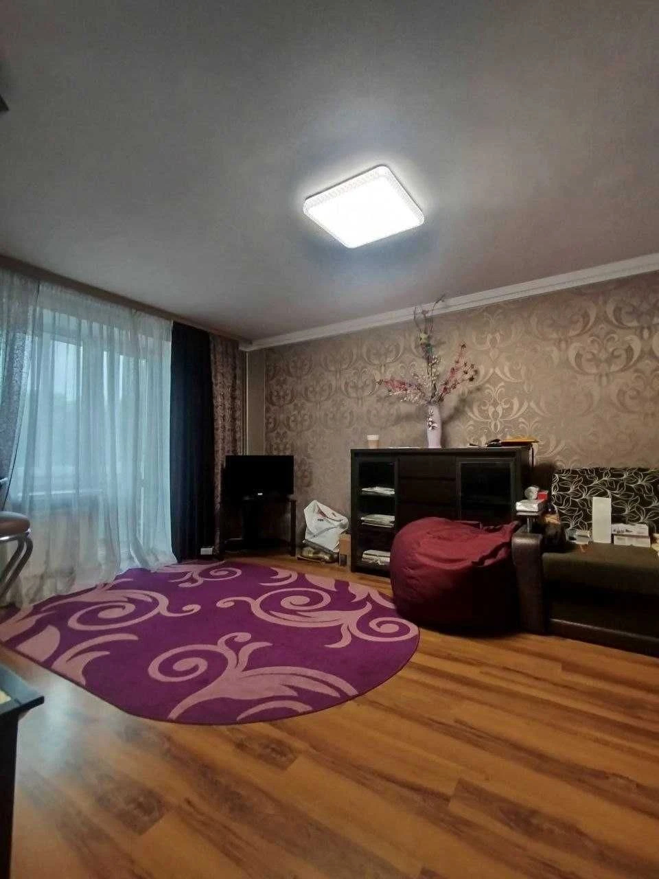 Продаж 3-х кімнатної квартири по вул.Чорновола