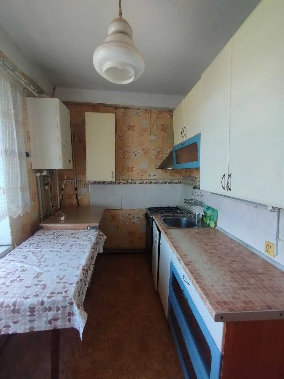 Продаж 3-кімнатної квартири на вул. Огієнка