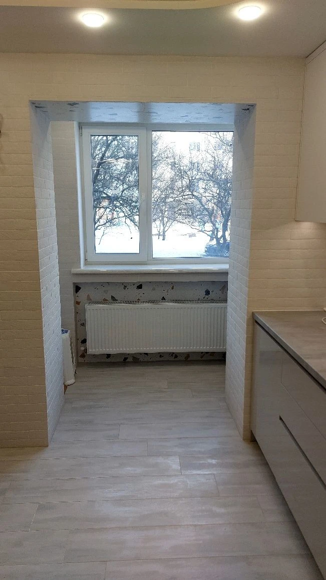 Продам трикімнатну квартиру