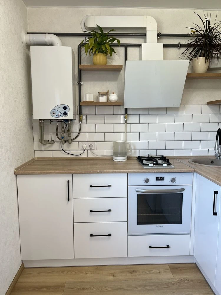 Продаж | 1 квартири-студії | Звягель