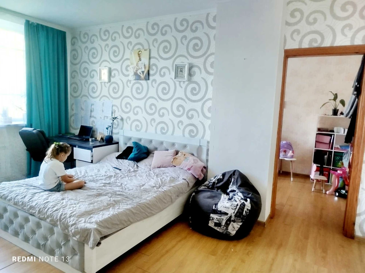 Продам трьохкімнатну квартиру в місті Звягель