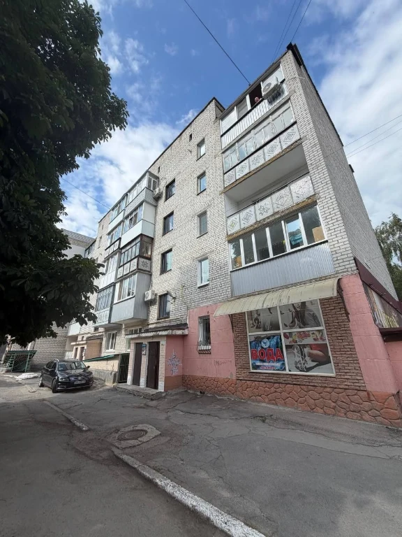 Продаж 2-кімнатної квартири в центральній частині міста!