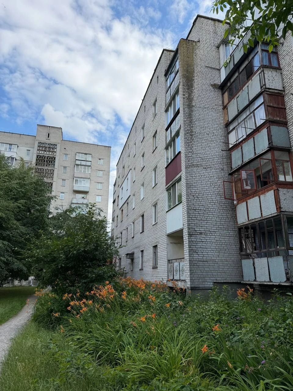 Продаж 2-кімнатної квартири в центральній частині міста!