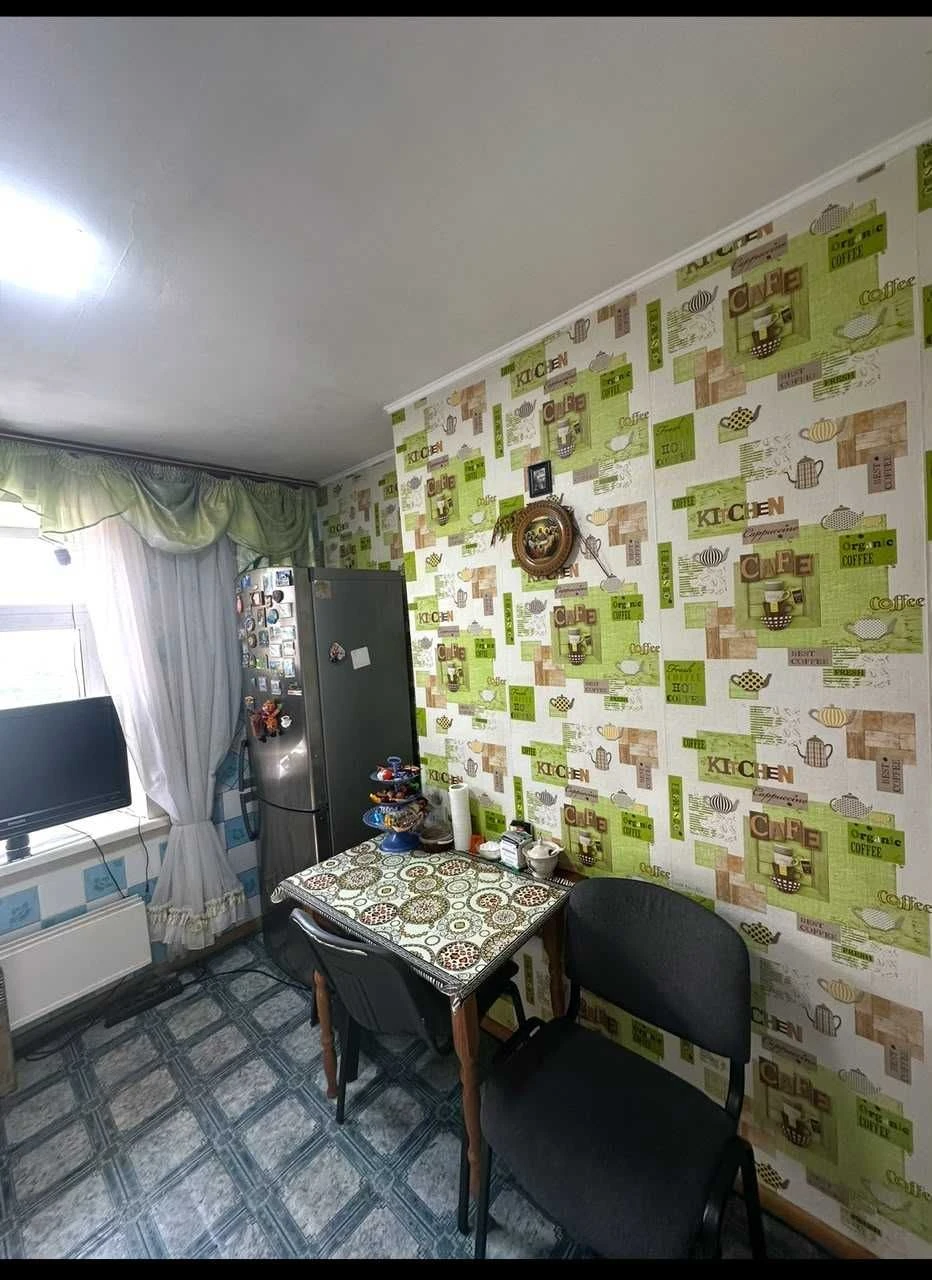 Продається 3-кімнатна квартира