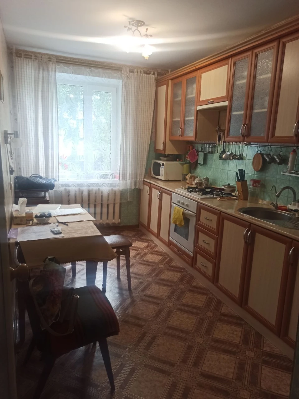 Продам трехкомнатную квартиру