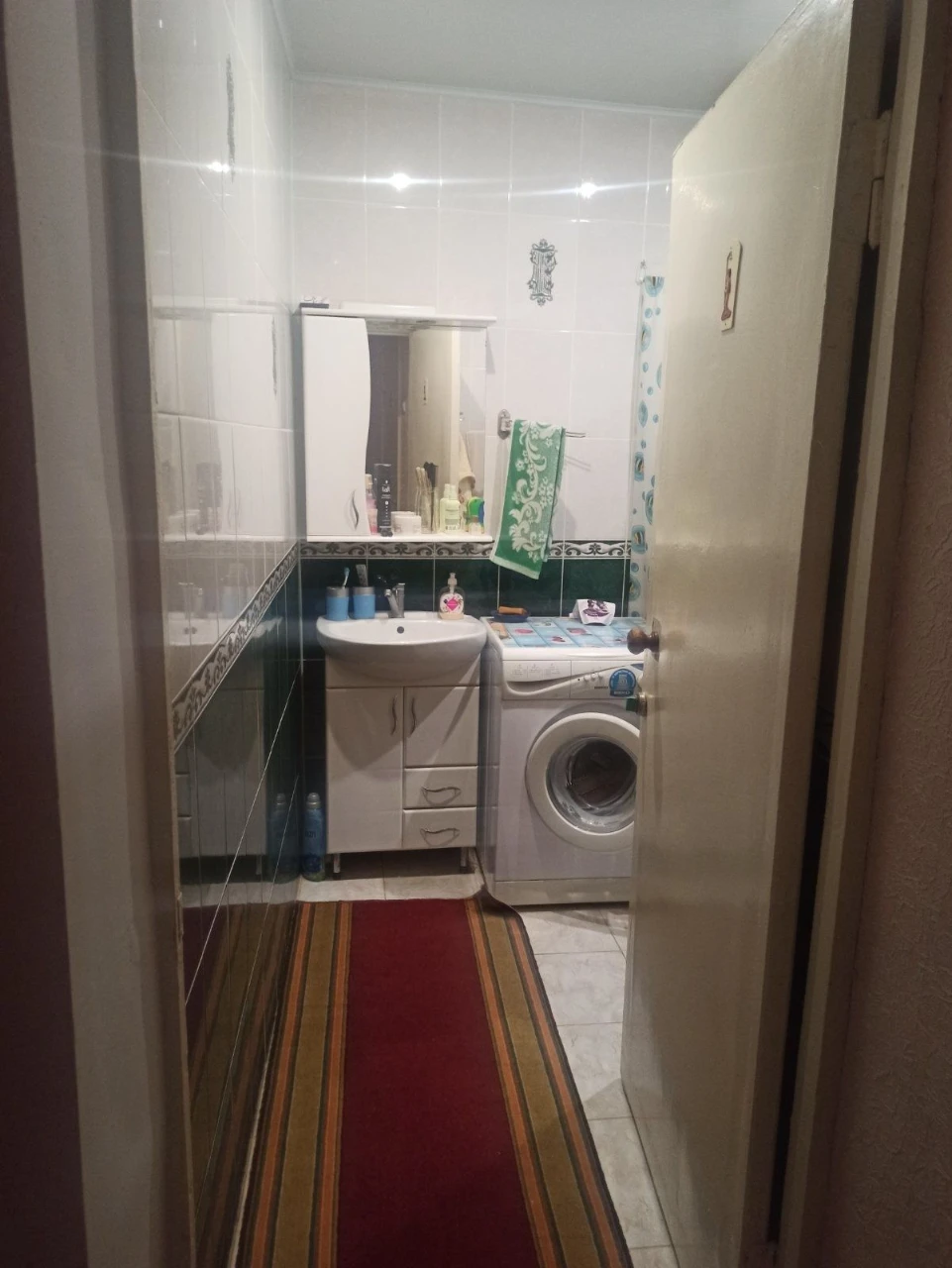 Продам трехкомнатную квартиру