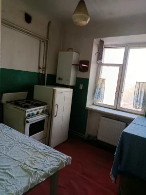 Продається 1- кімнатна квартира  Центр  ,.