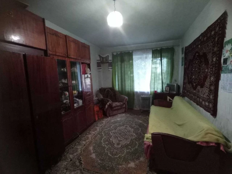 1кімнатна квартира у великому селі