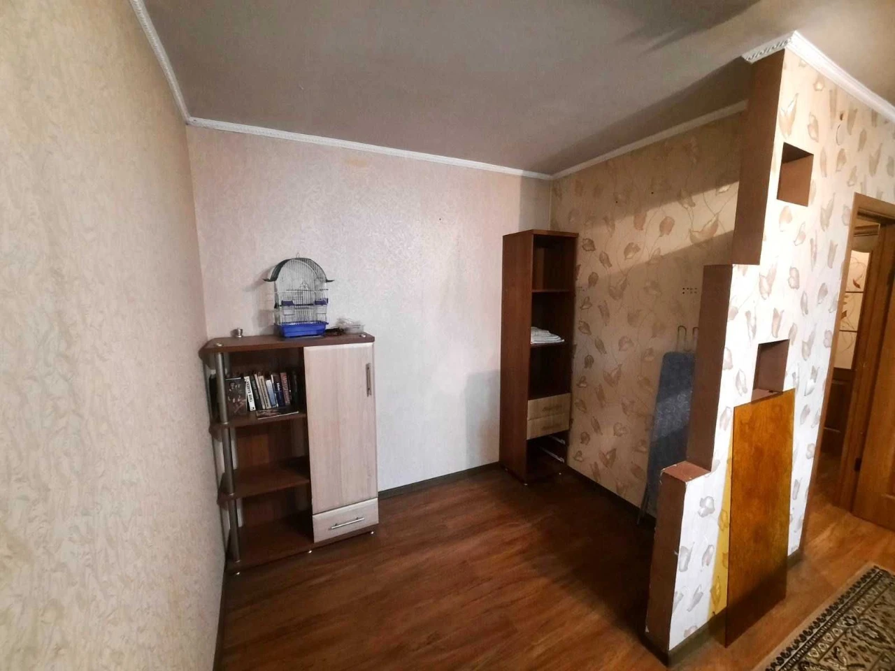 Продам простору 1 кім. квартиру, пгт Кварцитне, м.Овруч, чуд