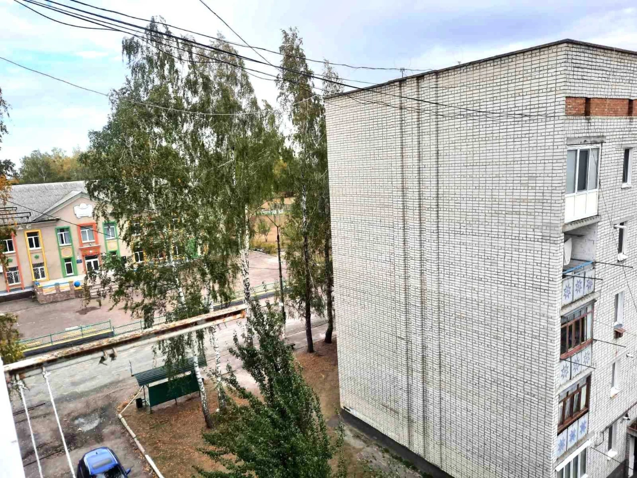 Продам простору 1 кім. квартиру, пгт Кварцитне, м.Овруч, чуд