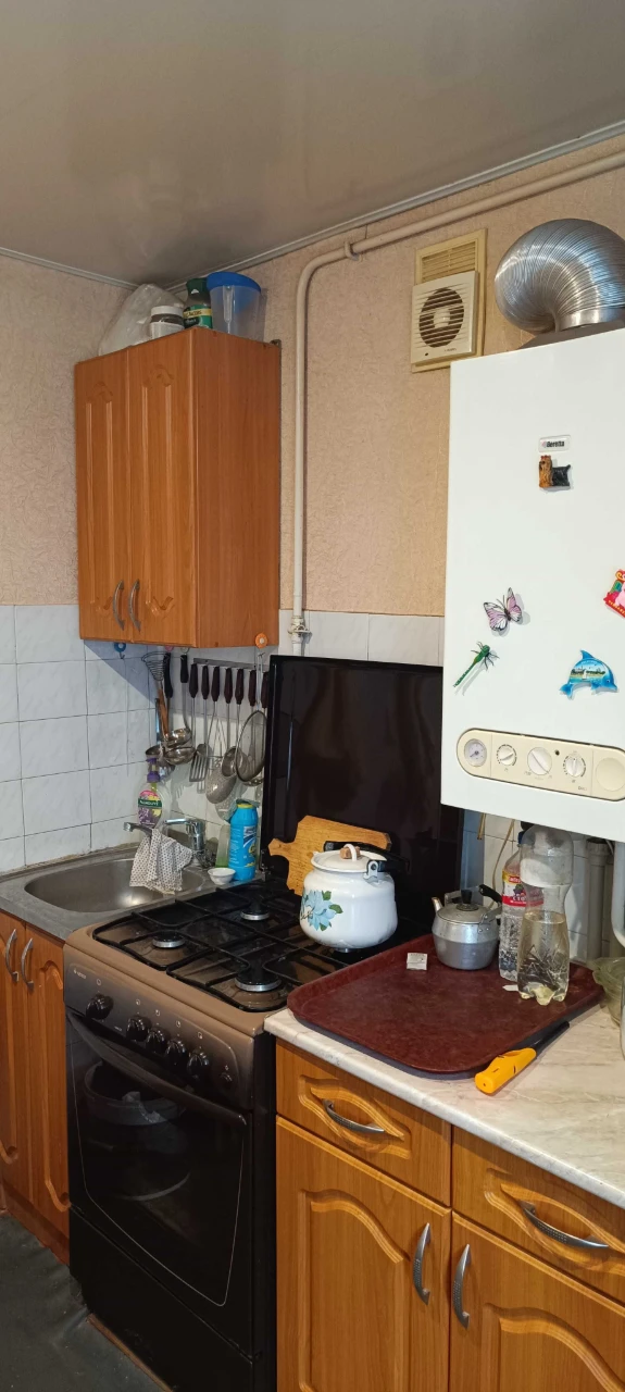 Продам 2-х кімнатну квартиру у м. Овруч по вул. Древлянська,