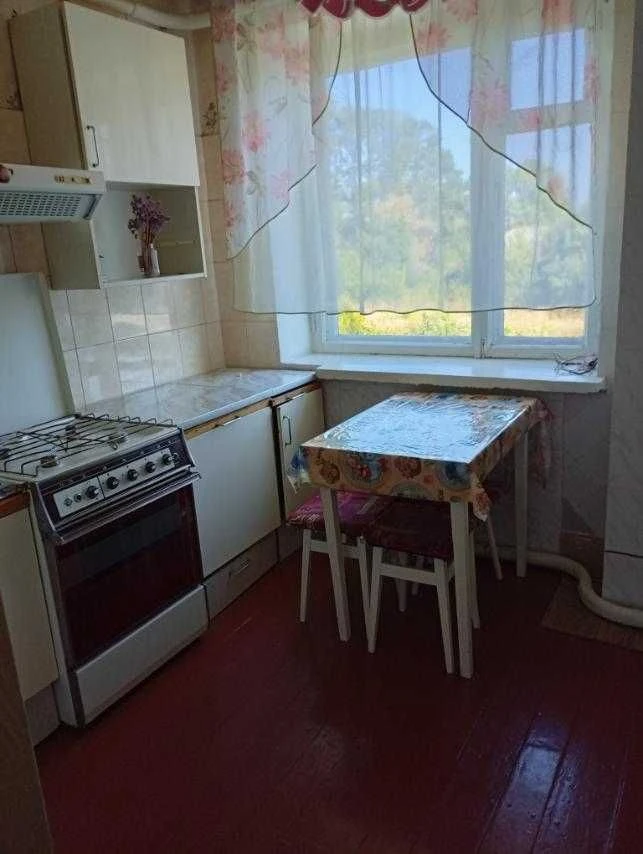 Продается 2-комнатная квартира, ул. Рубашова, город Чуднов, Житомирская область
