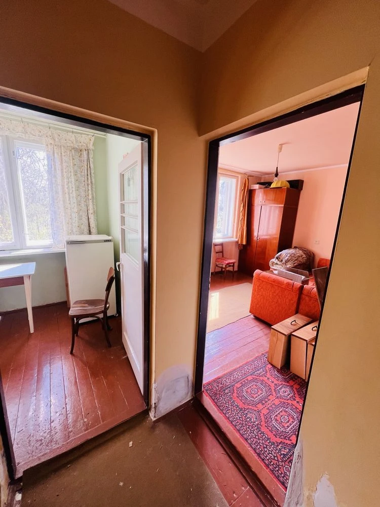 Продажа 1-комн. квартиры в г. Берегове (просп. Геологів)