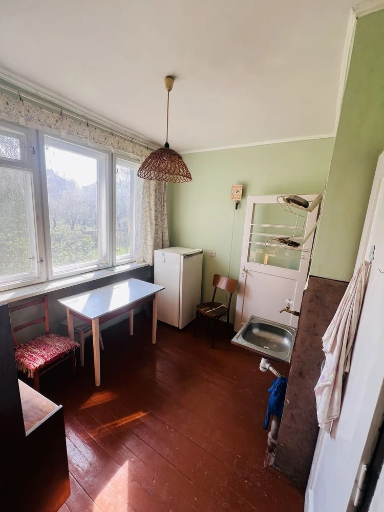 Продажа 1-комн. квартиры в г. Берегове (просп. Геологів)