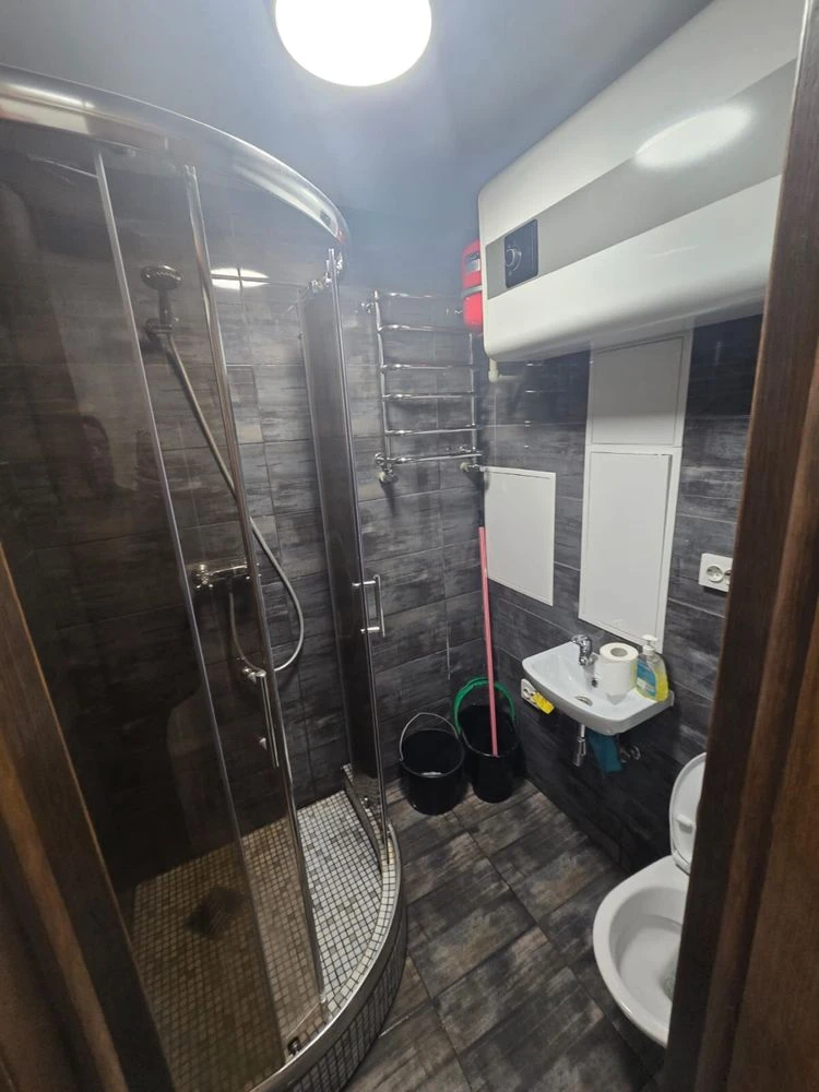 Продажа 2-комнатной квартиры с ремонтом в городе Берегове, по улице Стефаника