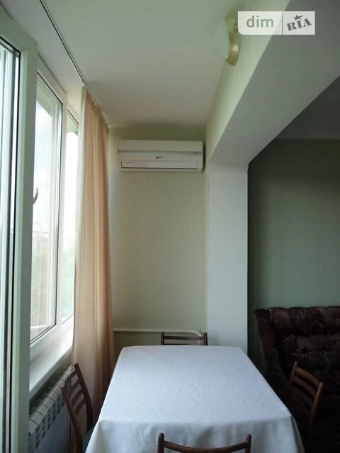 Sale of 2-room apartment 53.42 sq. m. on Mykola Ushakova Street 12 • I
