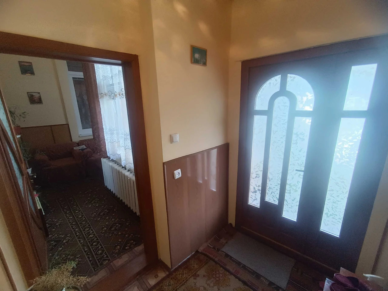 КВАРТИРА:94кв.м,ЦЕНТР,ІСТОРИЧНА ЗАБУДОВА,відмінний стан,підв