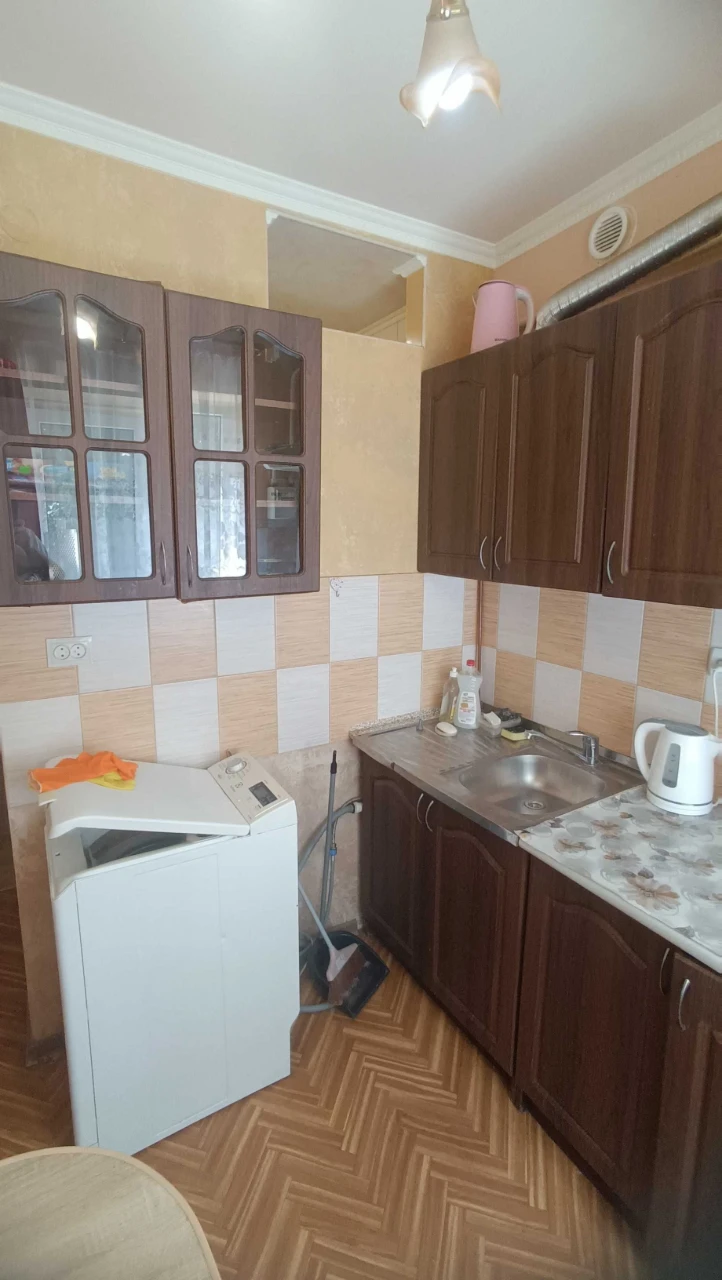 ПРОДАЖ ОДНОКІМНАТНОЇ КВАРТИРИ на 1 ПОВЕРСІ з євроремонтом у
