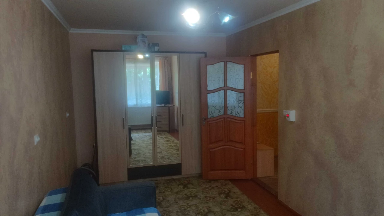 ПРОДАЖ ОДНОКІМНАТНОЇ КВАРТИРИ на 1 ПОВЕРСІ з євроремонтом у