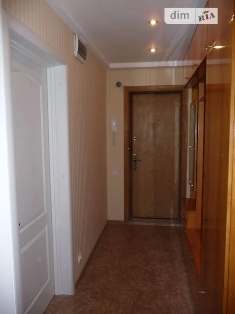 Sale of 2-room apartment 53.42 sq. m. on Mykola Ushakova Street 12 • I