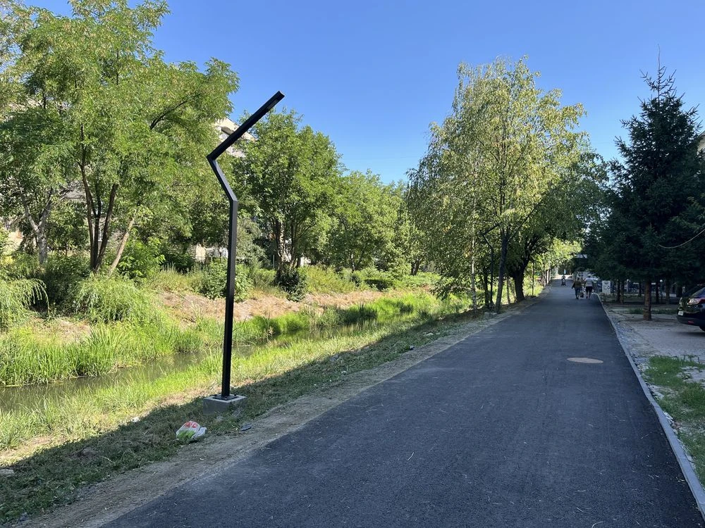 Продам 2-х кімнатний апартамент 38 м2 напроти термального ба
