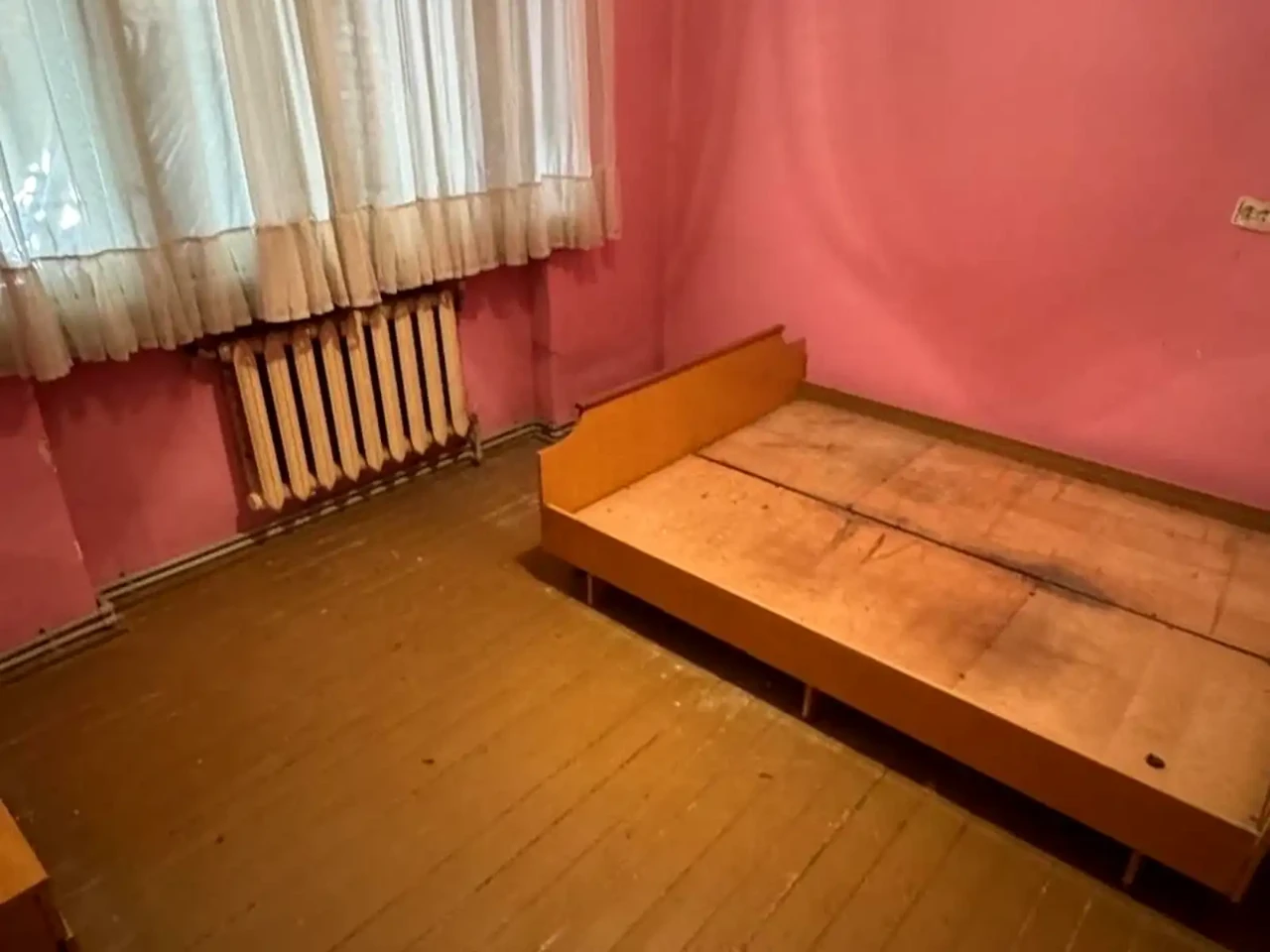 Продаж квартири, 3 кімнати, 81 м²