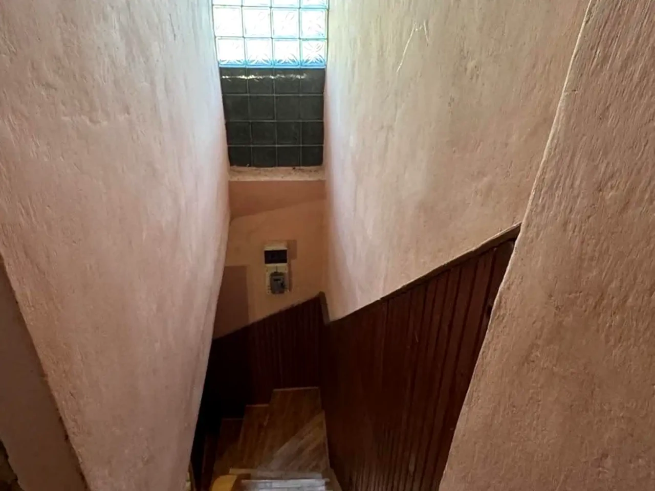 Продаж квартири, 3 кімнати, 81 м²