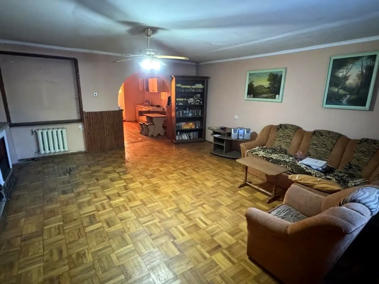 Продаж квартири, 3 кімнати, 81 м²