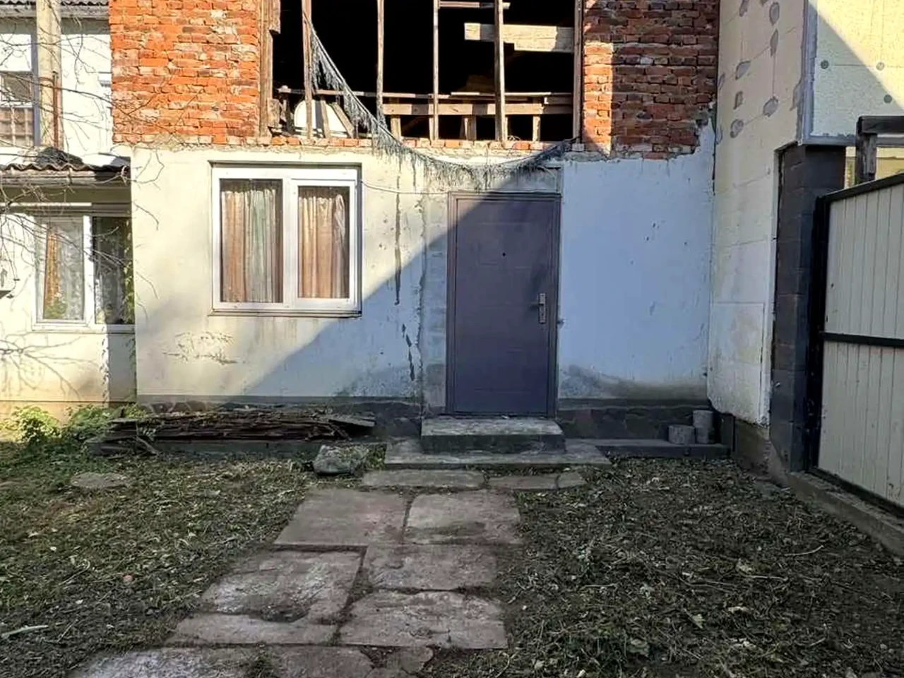 Продаж квартири, 3 кімнати, 81 м²