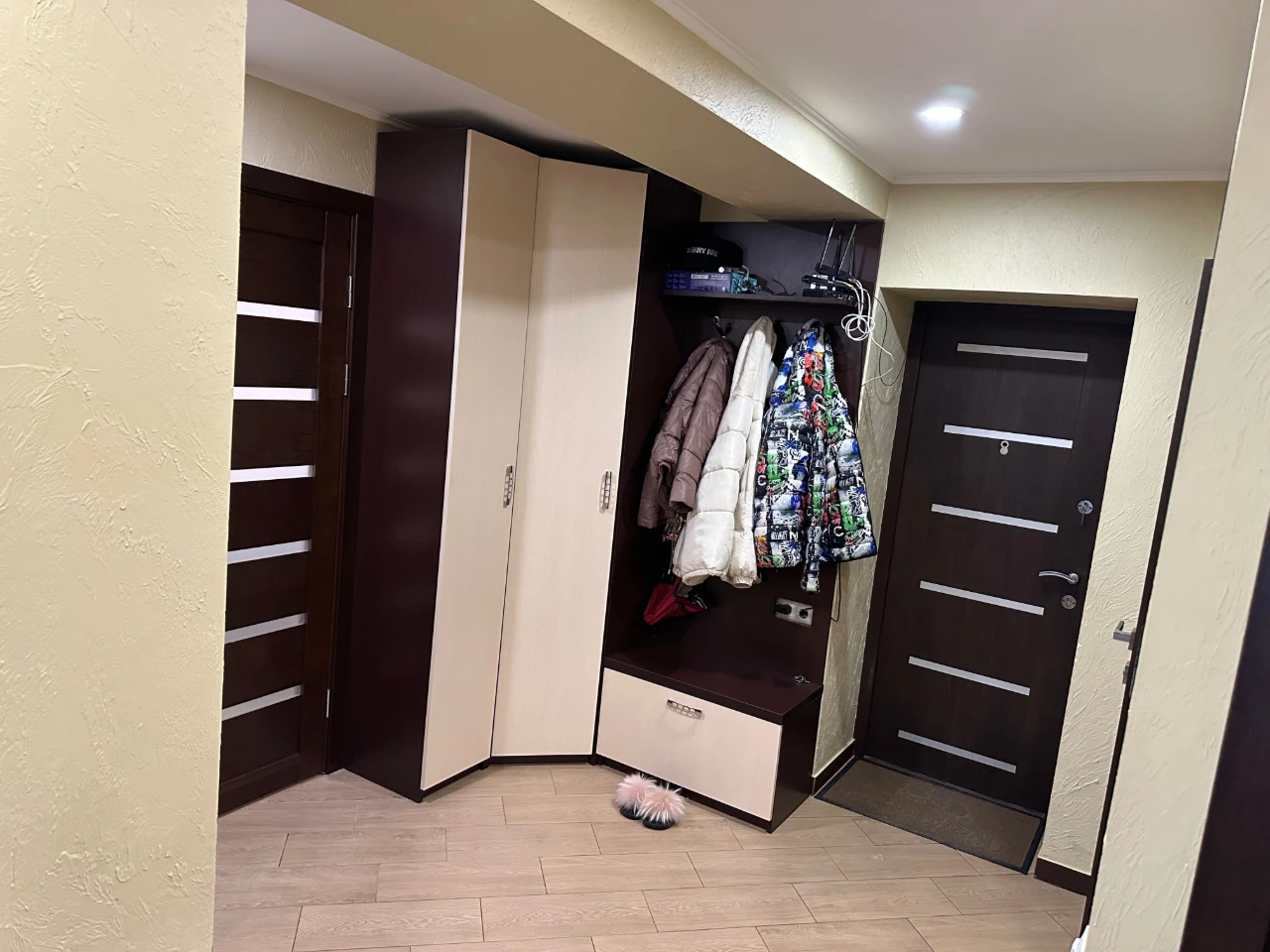 Продається 3-кімнатна квартира 68 кв.м. на 1-му поверсі — ву