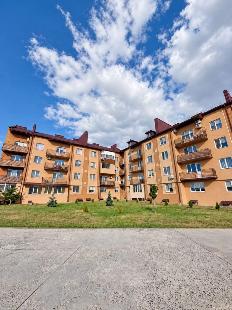 Дворівнева квартира . Без комісії.