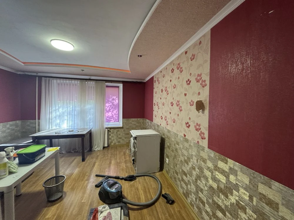 Sale of a three-room apartment in ROSVIGOV