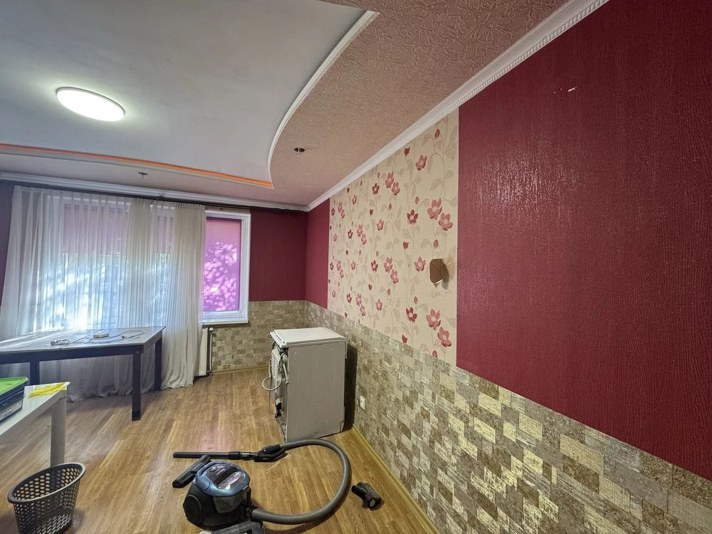 Sale of a three-room apartment in ROSVIGOV