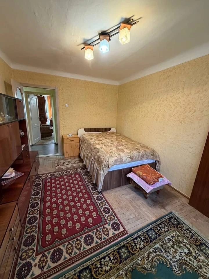 Продається 2 кімнатна квартира