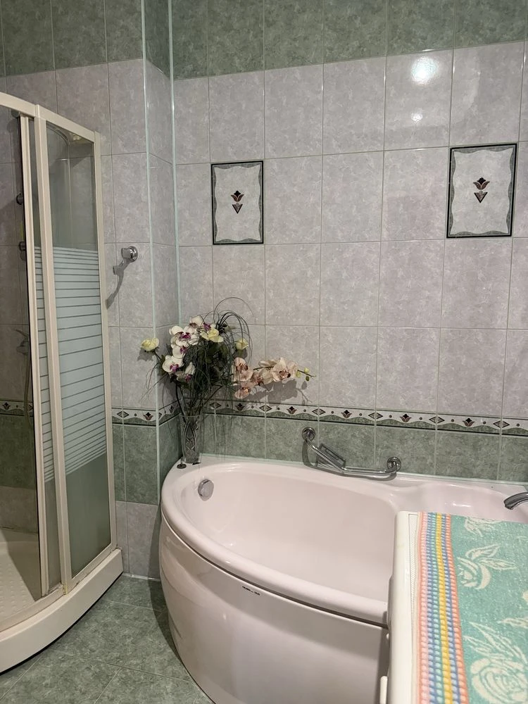 For Sale: Large 3-bedroom apartment in the city center
