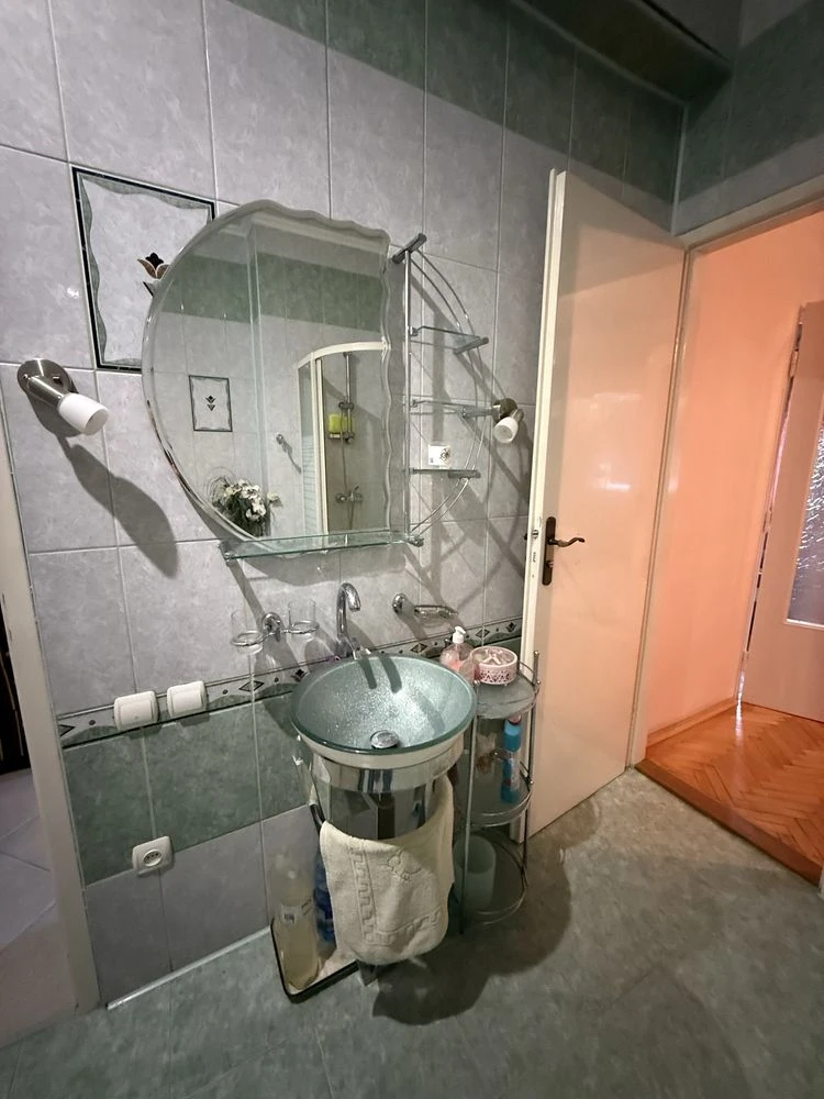 For Sale: Large 3-bedroom apartment in the city center