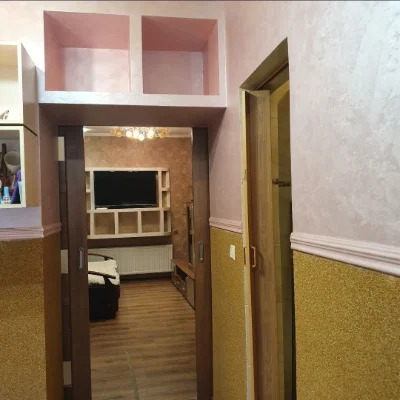продається 2 кімнатна квартира в центрі Мукачева