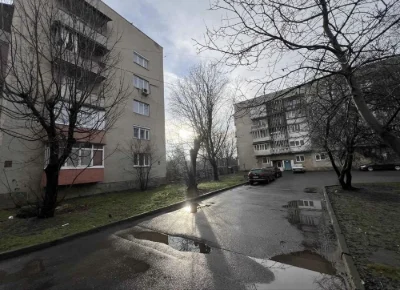 Від власника! Продаж великоі двокімнатноі квартири