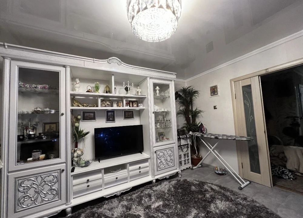 Від власника! Продаж великоі двокімнатноі квартири