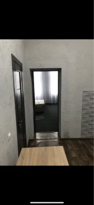 Продається велика однокімнатна квартира в цетральній яачтині