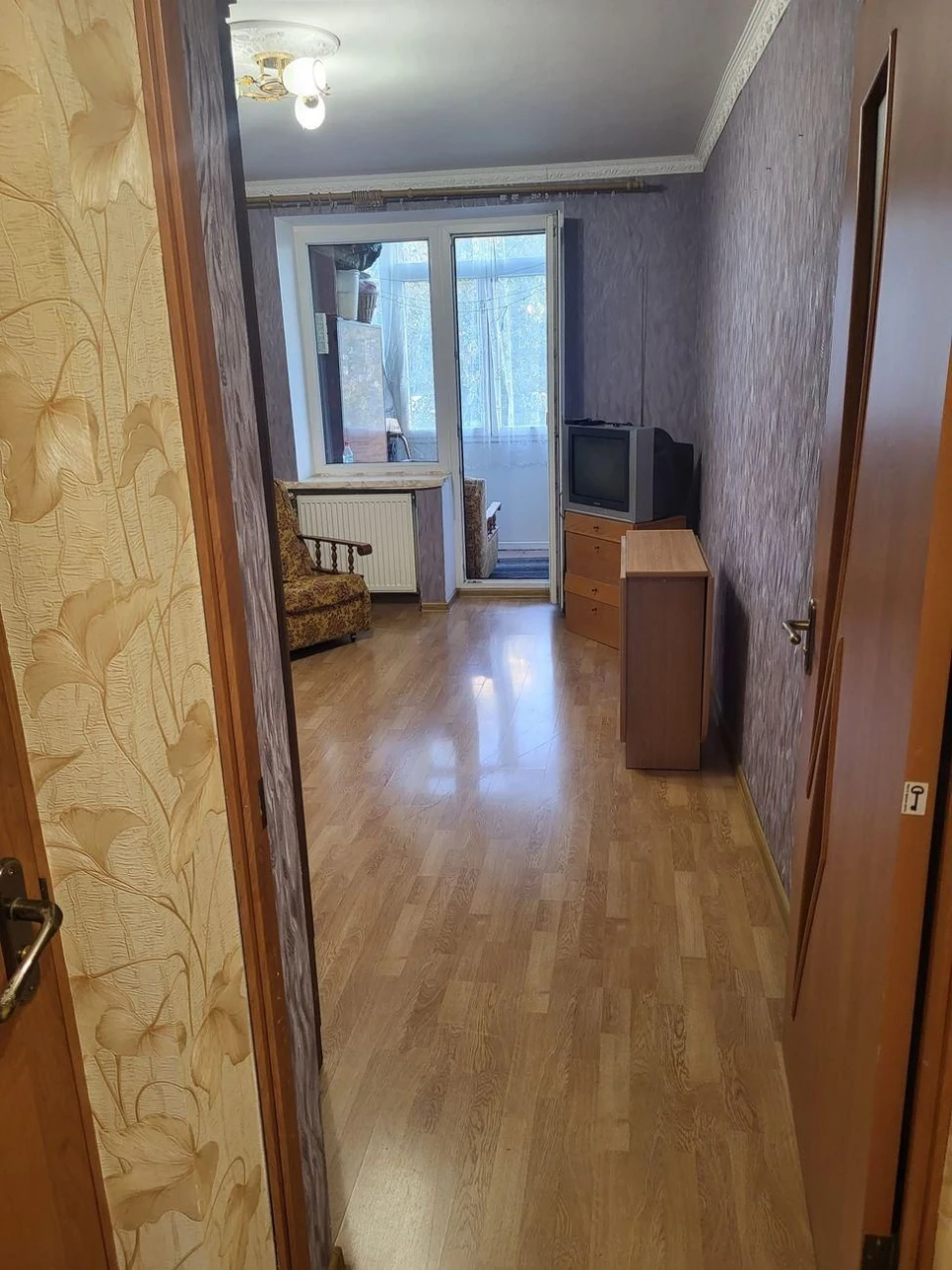 Продается 2-комнатная квартира в г. Мукачево