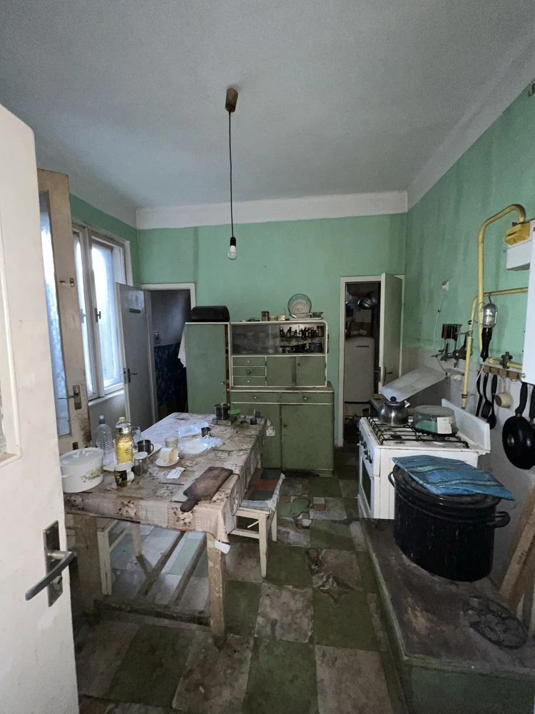 Продаж квартири вул Недецеї