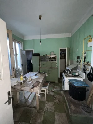Продаж квартири вул Недецеї